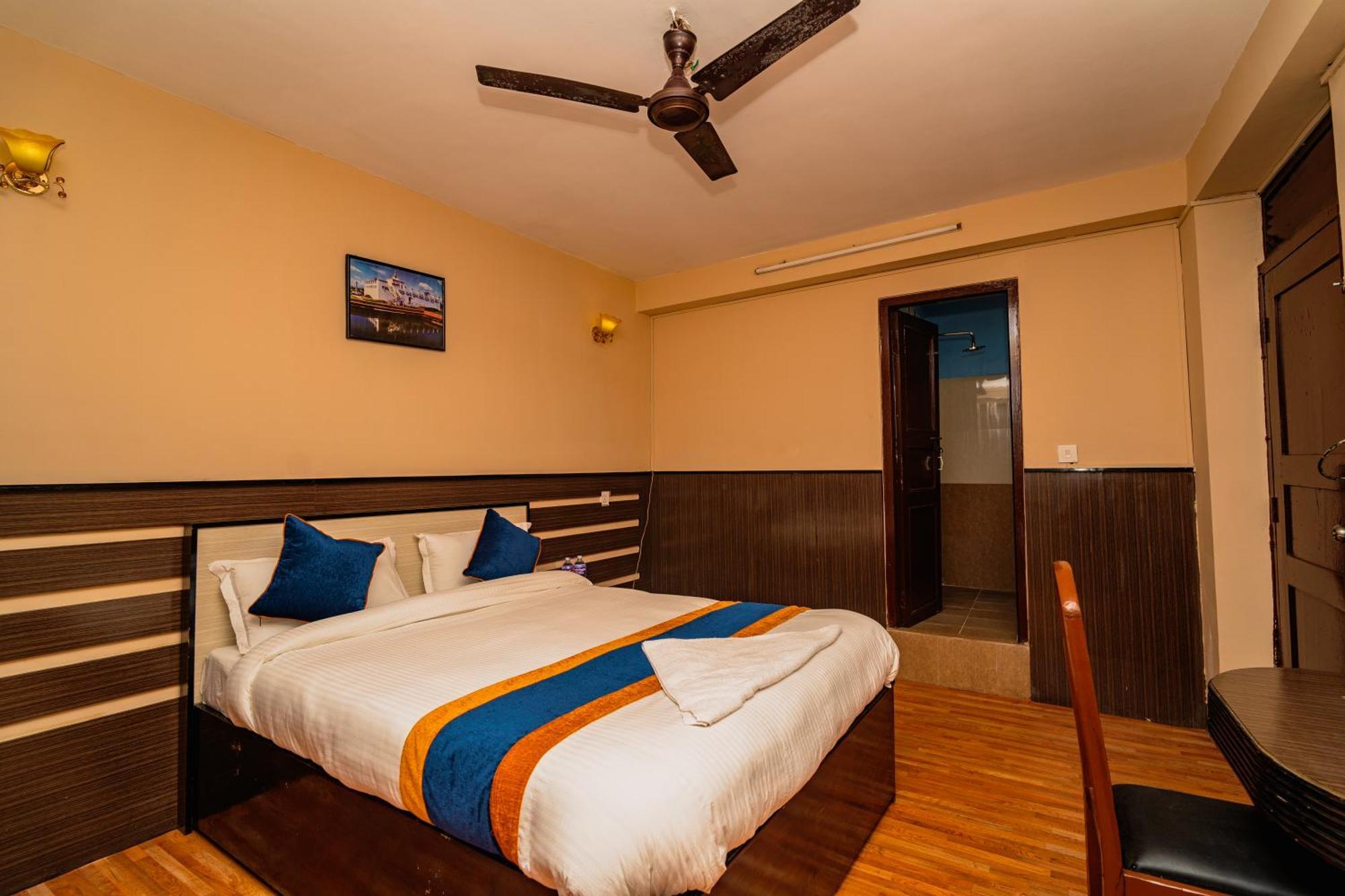 Karma Travellers Home Kathmandu Exterior photo