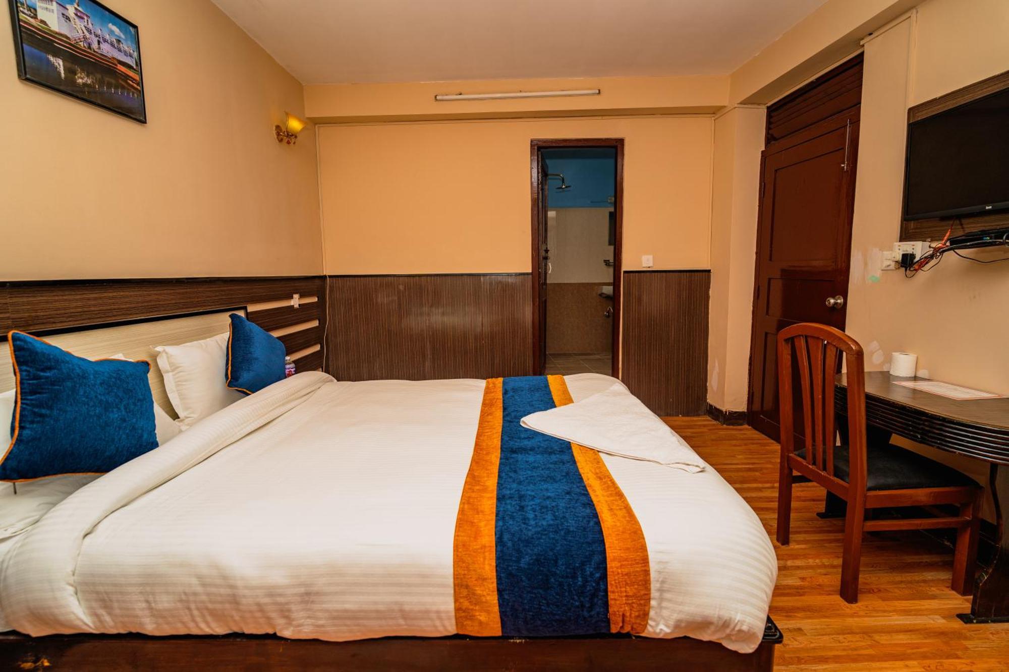Karma Travellers Home Kathmandu Exterior photo