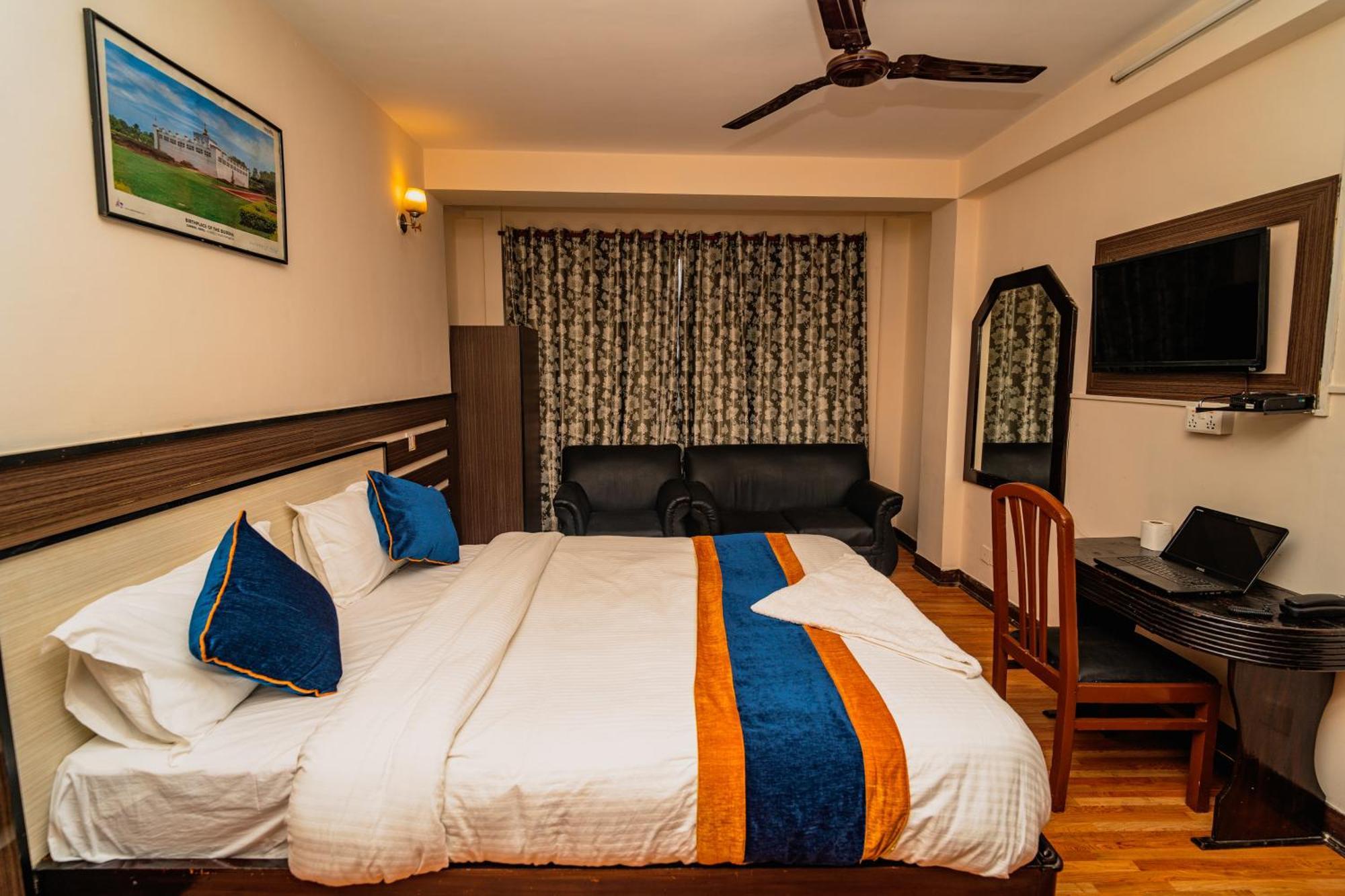Karma Travellers Home Kathmandu Exterior photo
